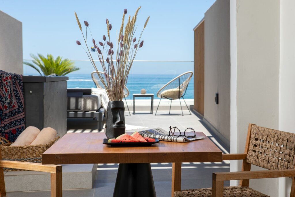 Deluxe Suite Sea View With Outdoor Jacuzzi